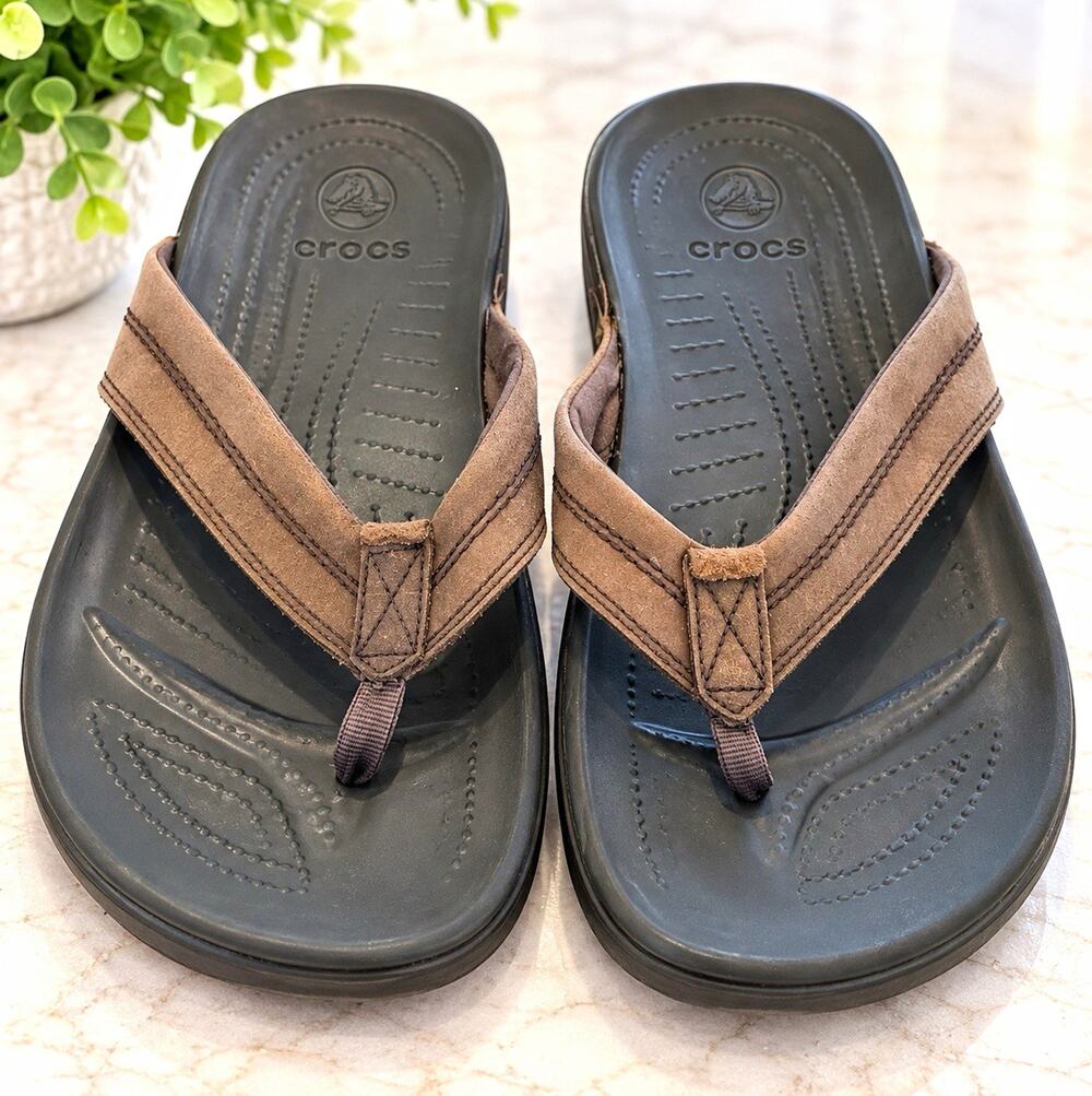 Crocs Men’s Suede Flip Flops Slip-On Black/Brown US 10